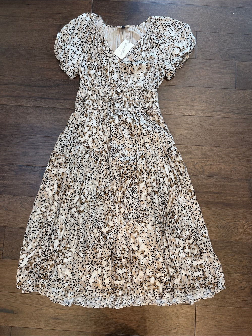 Universal ThreadPuff Short Sleeve Midi Dress Size Small NWT - C1-094